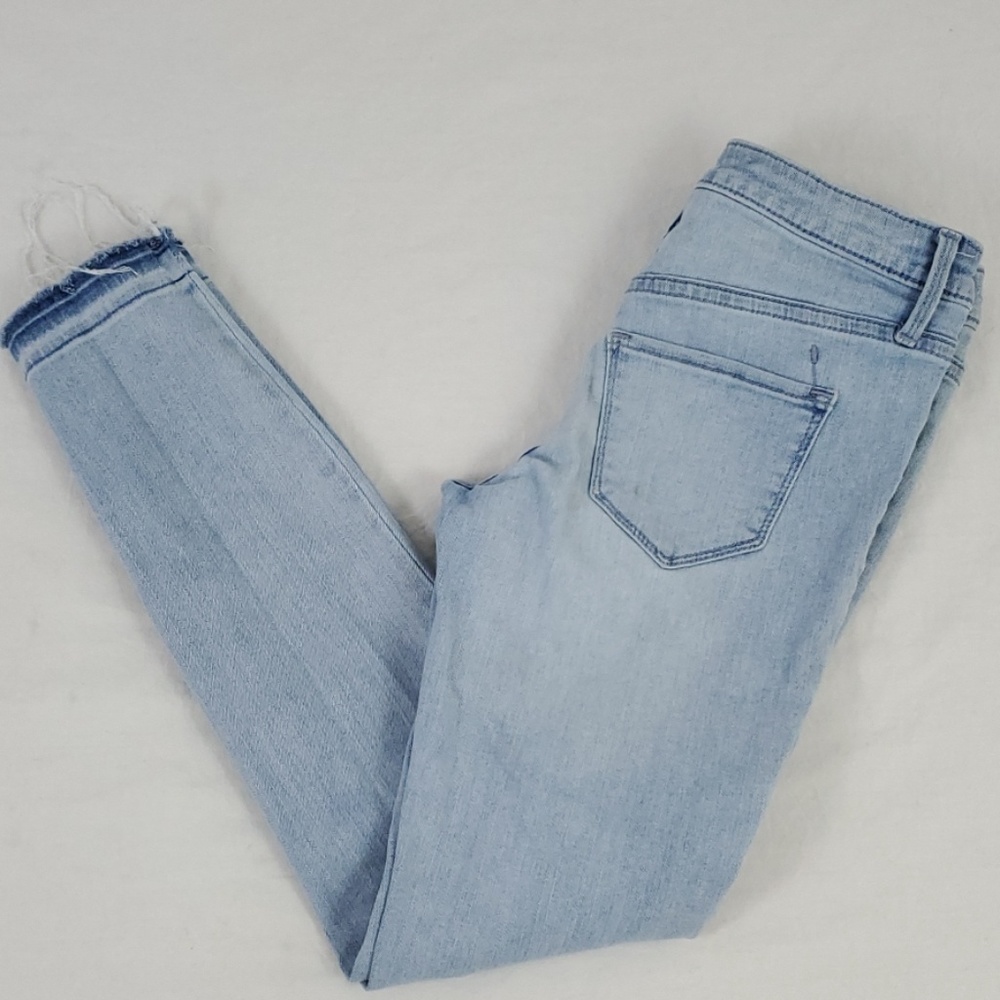 Mossimo Skinny Jeans Jeggings Destroyed Size 00